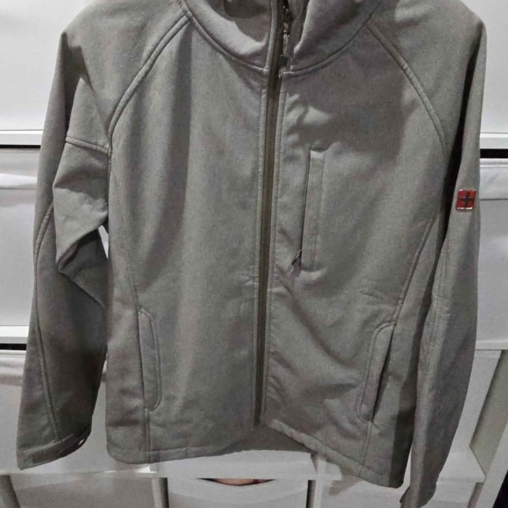 Men's Gray Jacket